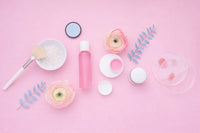 Cosmétiques bio made in France dans une ambiance pastel bleu blanc rouge